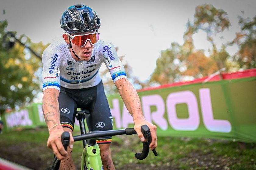Belgian Thibau Nys pictured in action during the elite men race of the &quot;Rapencross&quot; cyclocross in Lokeren, the second race (out of 8) of the X2O Badkamers Trophy, Sunday 02 November 2025. BELGA PHOTO DAVID PINTENS (Photo by DAVID PINTENS / BELGA MAG / Belga via AFP)
