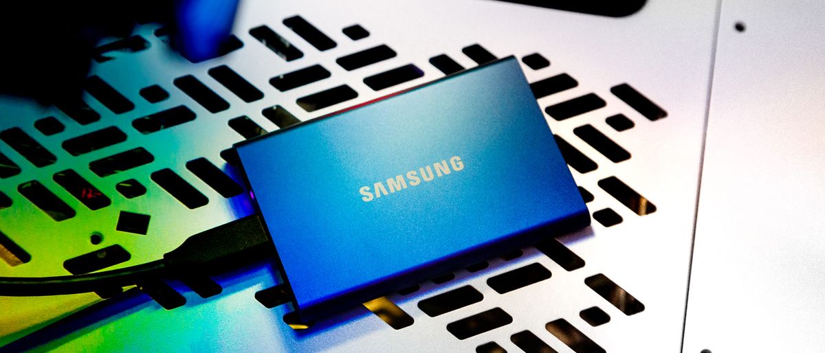 Samsung T7 Portable SSD Review: Colorful and Secure Storage
