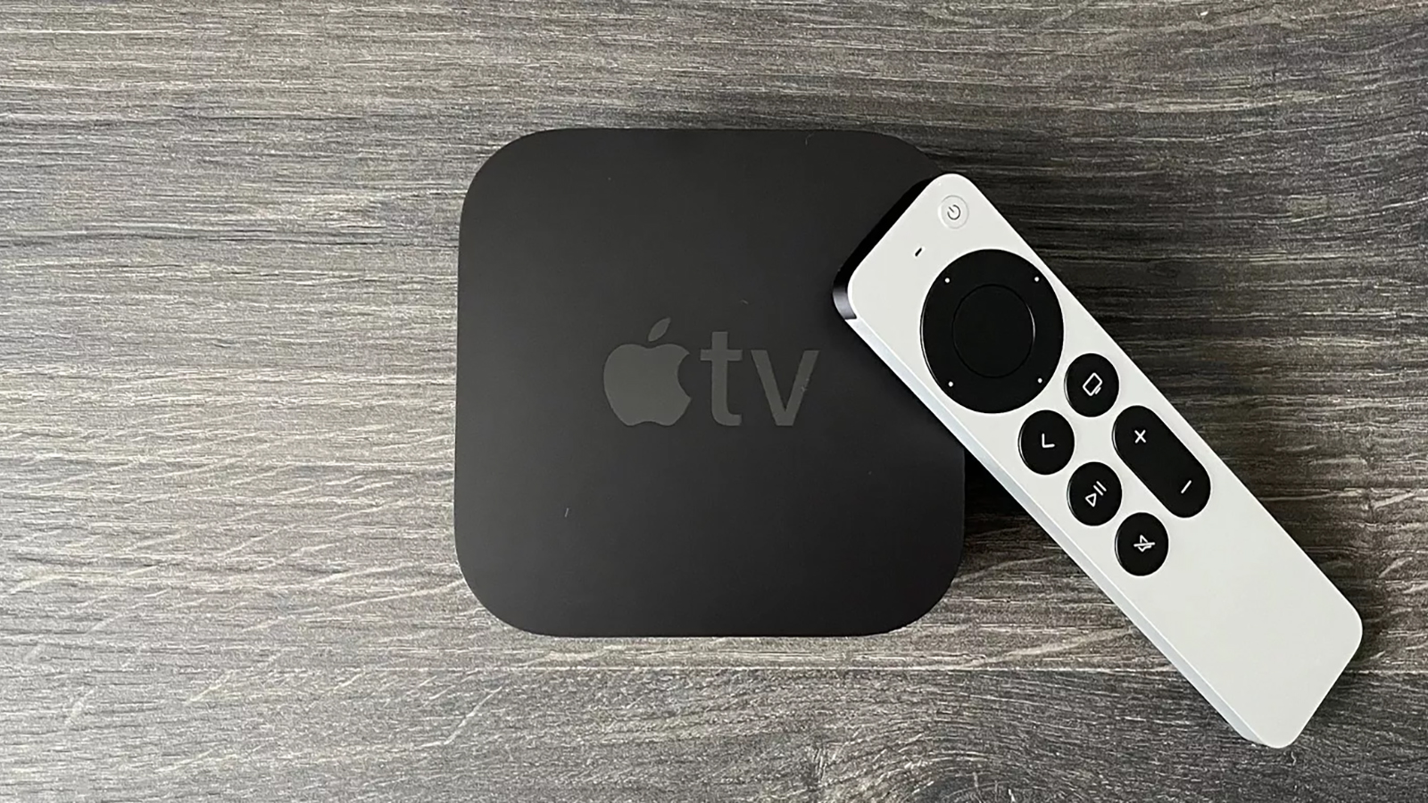 Apple TV 4K 2021 with remote control