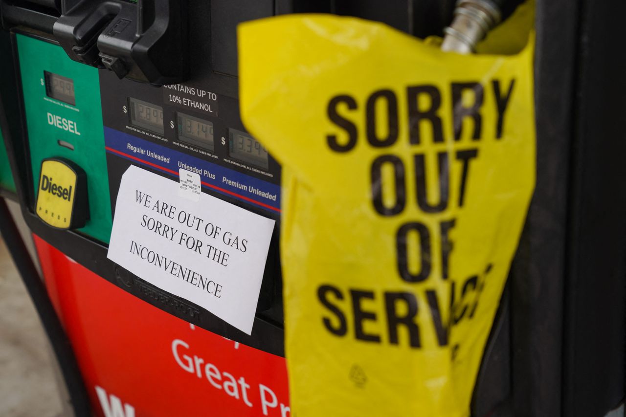 gas pump.