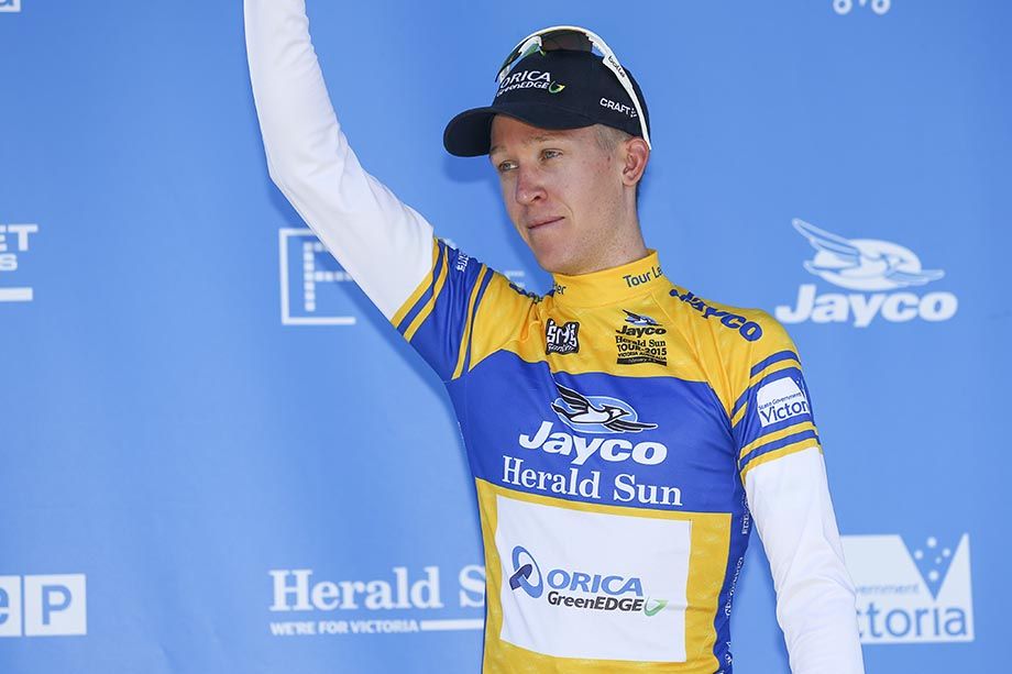 Cameron Meyer retains the leaders jersey