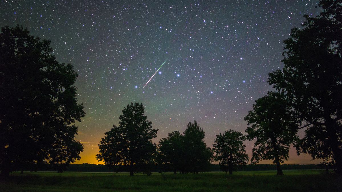 How to watch and photograph this weekend's Perseid meteor shower