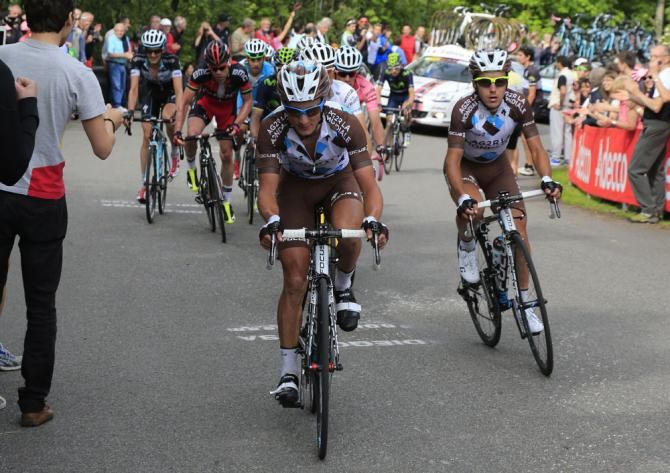 AG2R pick up the pace for their leader Domenico Pozzovivo