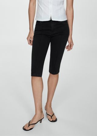 Slim Capri Jeans With Decorative Stitching