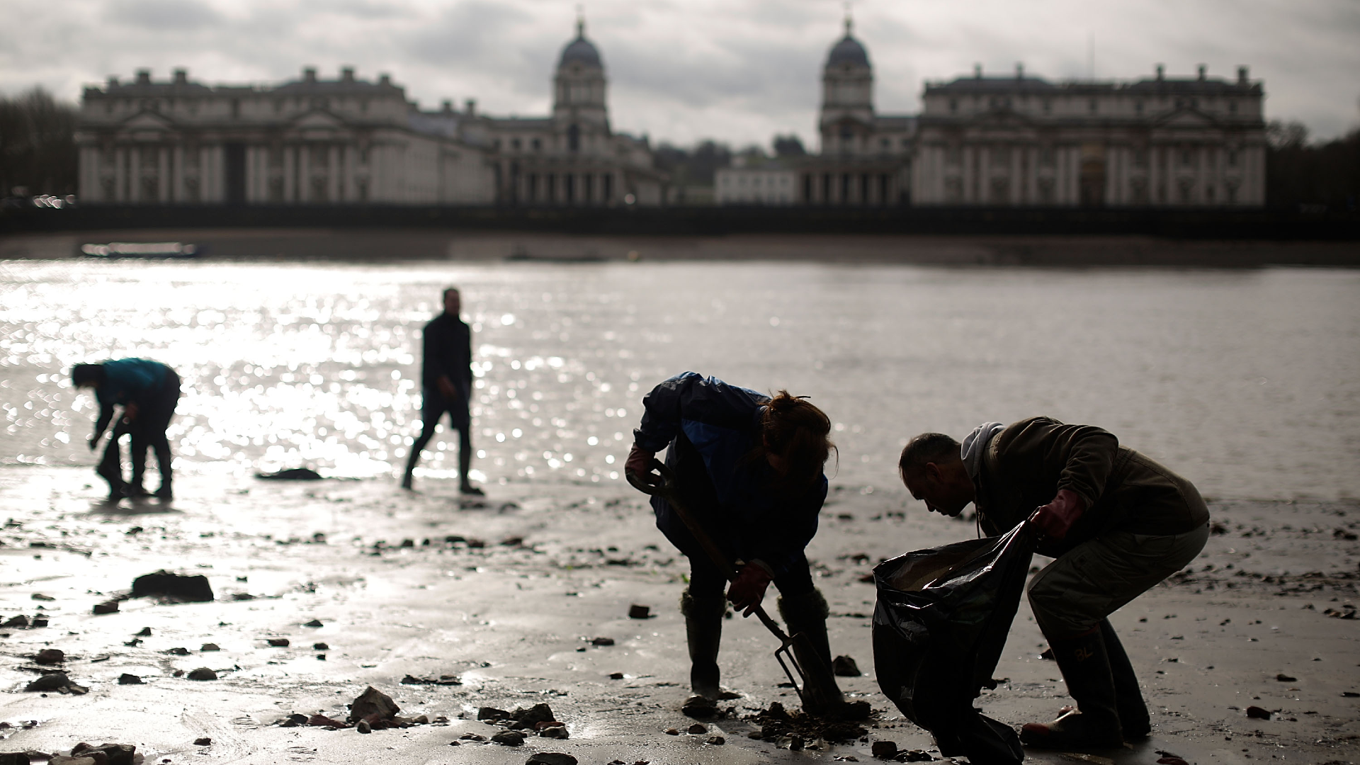 People have been dumping corpses into the Thames since at least the Bronze Age, study finds