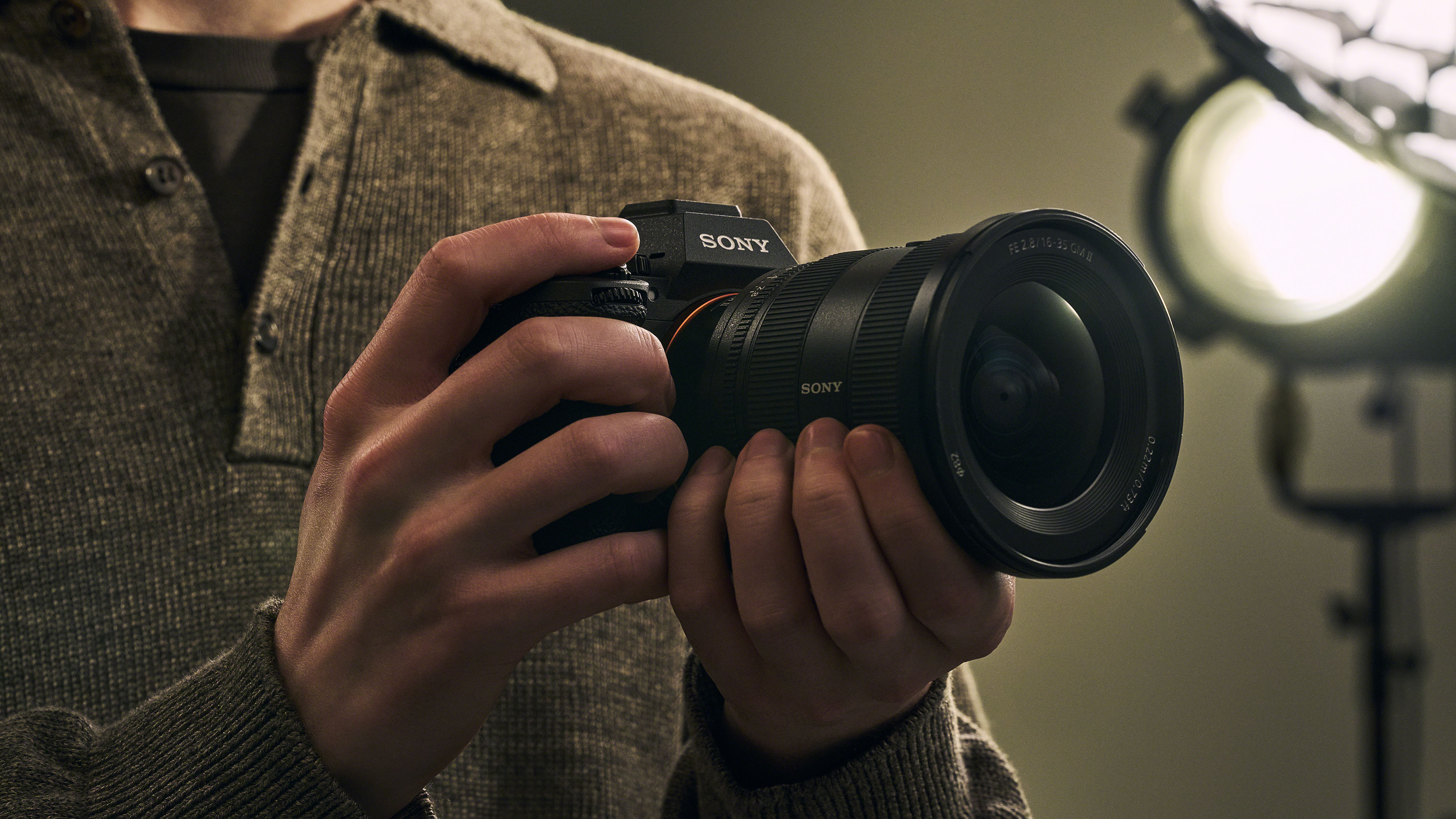 A selection of product and output photos for the Sony Alpha 7R VI mirrorless camera.