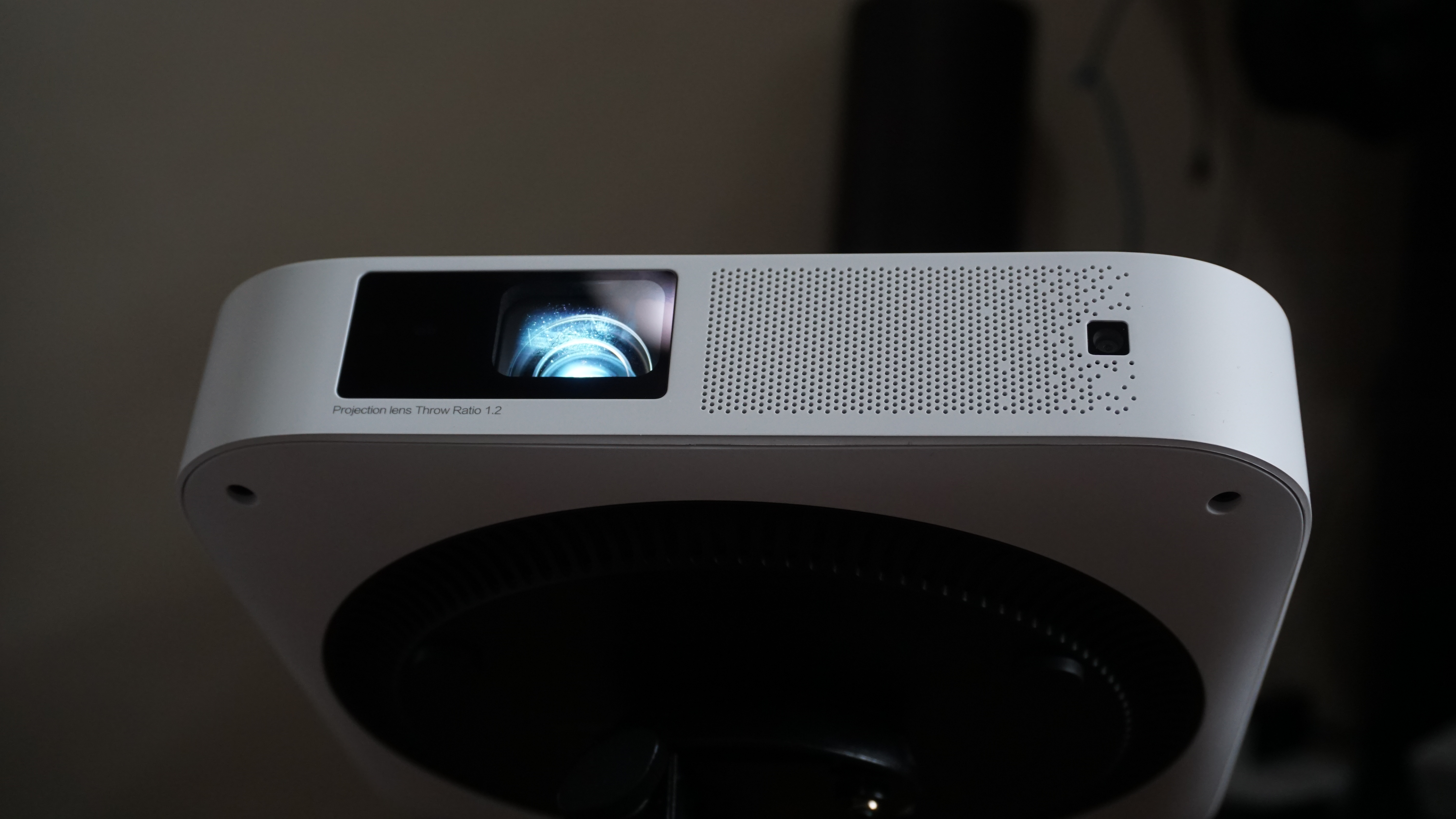 The Xgimi Elfin Mini Projector