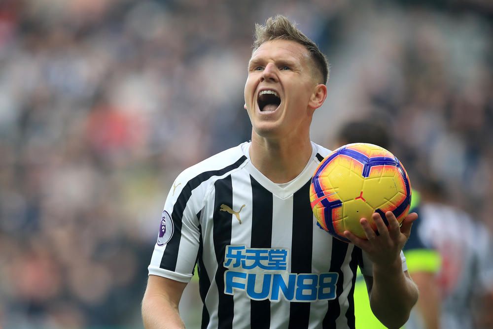 Matt Ritchie ruled out until January after ankle operation | FourFourTwo