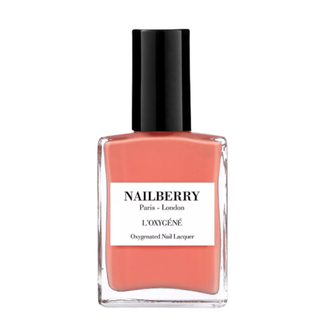 A product shot of the Nailberry L'Oxygéné Oxygenated Nail Lacquer, Peony Blush, on a white background