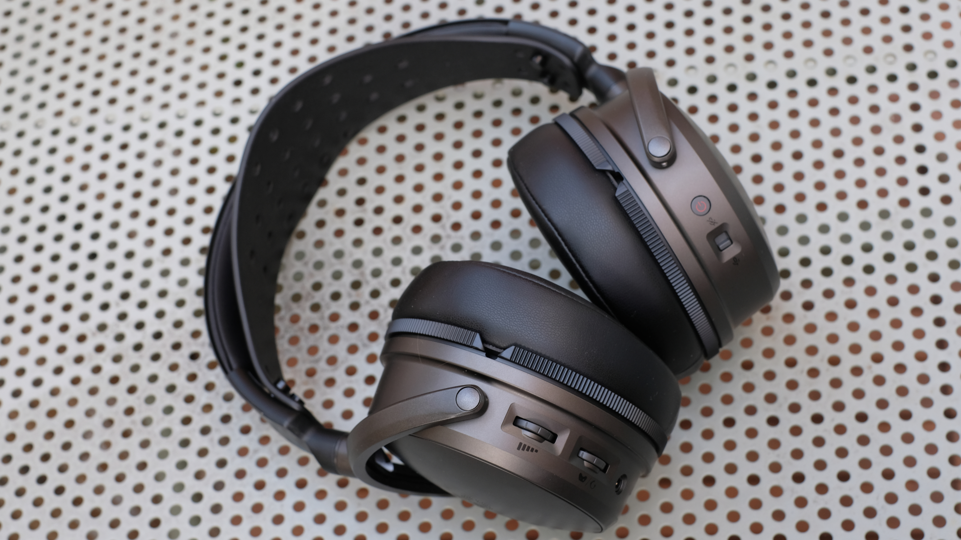 Photograph of Audeze Maxwell 2 headphones