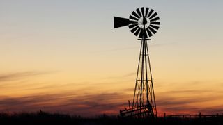 picture of windmill in El Paso, Texas