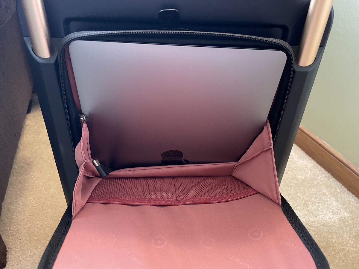 Kabuto Smart Carry On Suitcase Lifestyle Macbook Pro