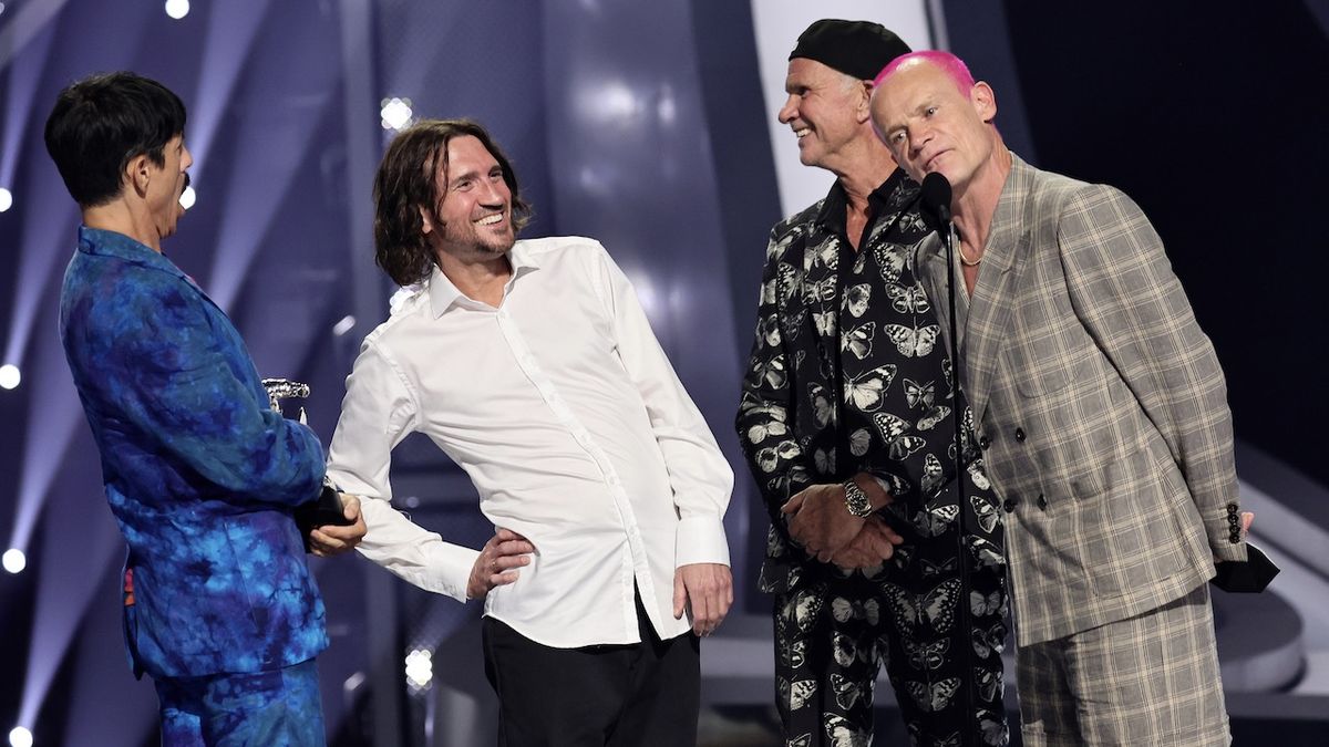"I don't do that": If you bump into the Red Hot Chili Peppers, don't expect a handshake from guitarist John Frusciante
