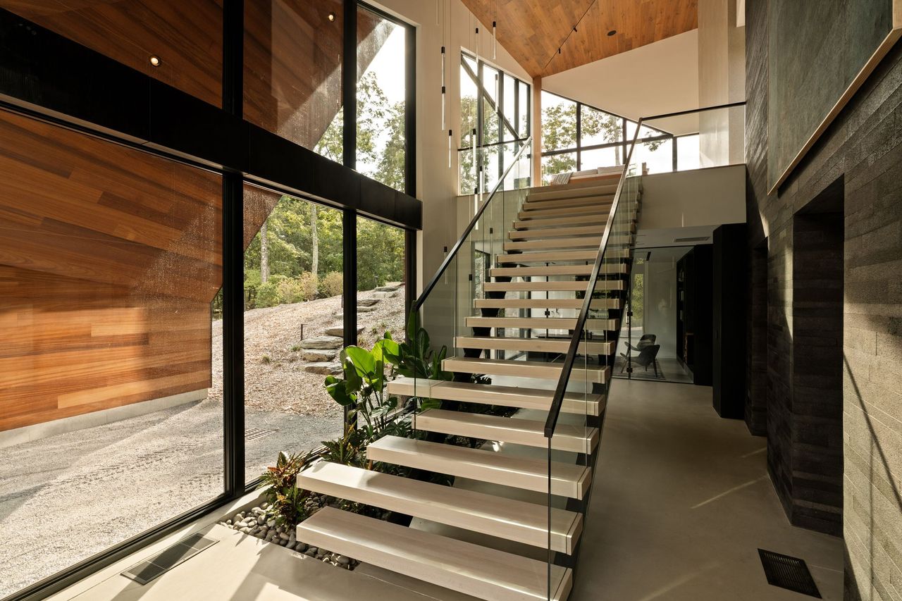 Interior views Sylvan Rock