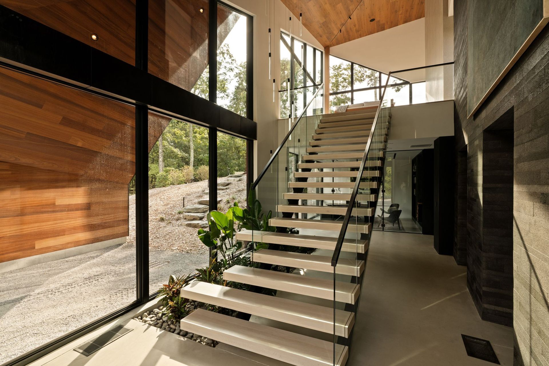 Interior views Sylvan Rock