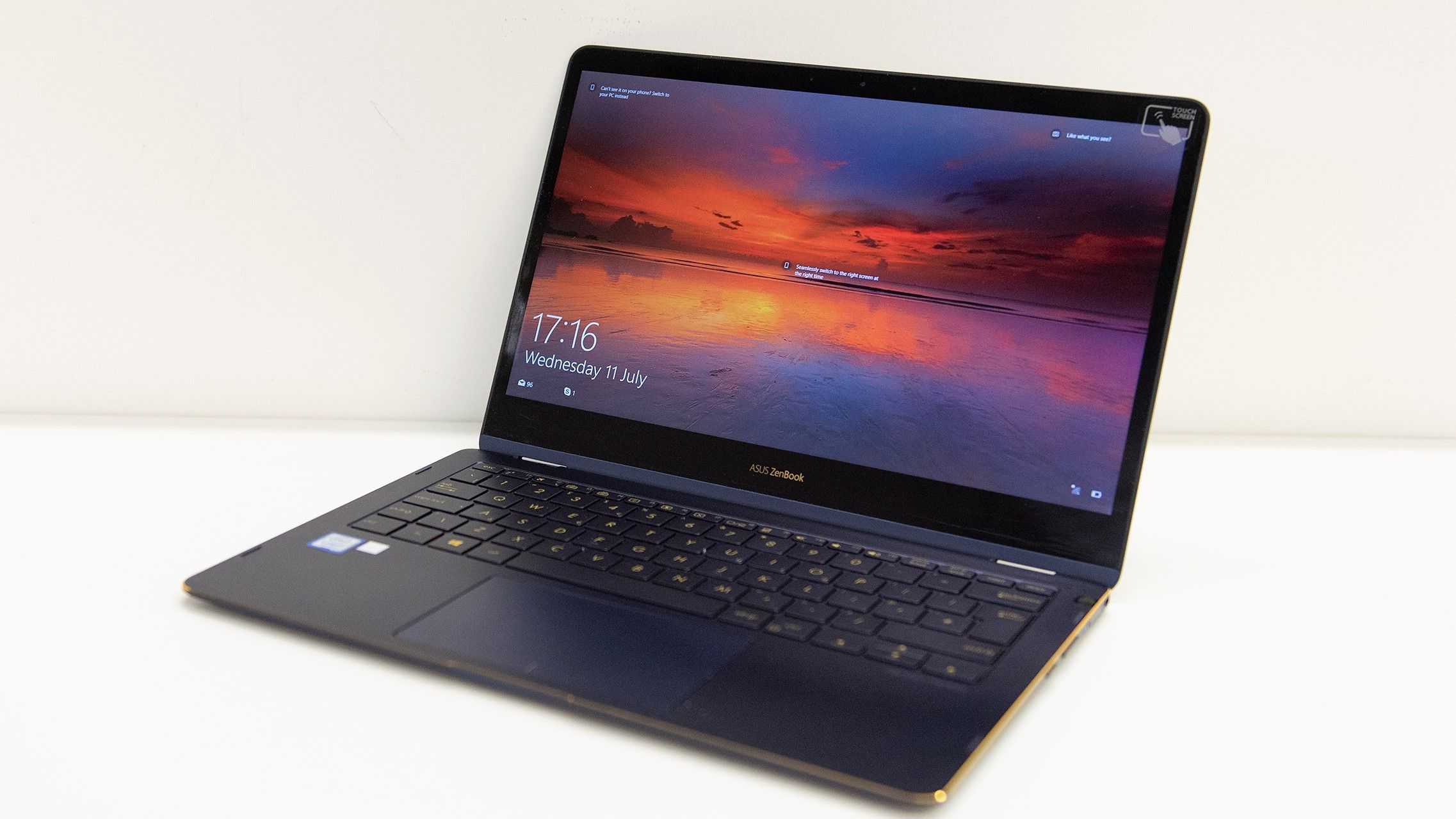 一部不具合有ASUS ZENBOOK UX31A-R5128エイスースゼンブック AsusUX31lead1.1419962666.jpg?