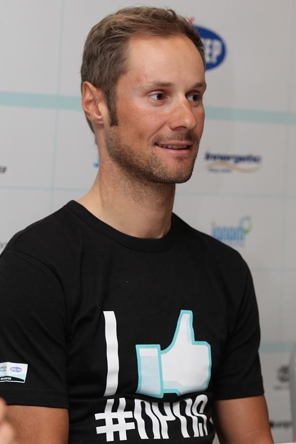 Tom Boonen models the team's new t-shirt