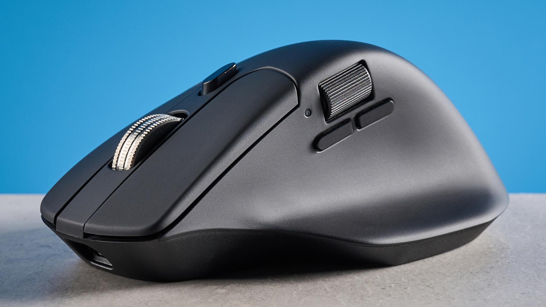 Close up of Keychron M6 8K mouse on table