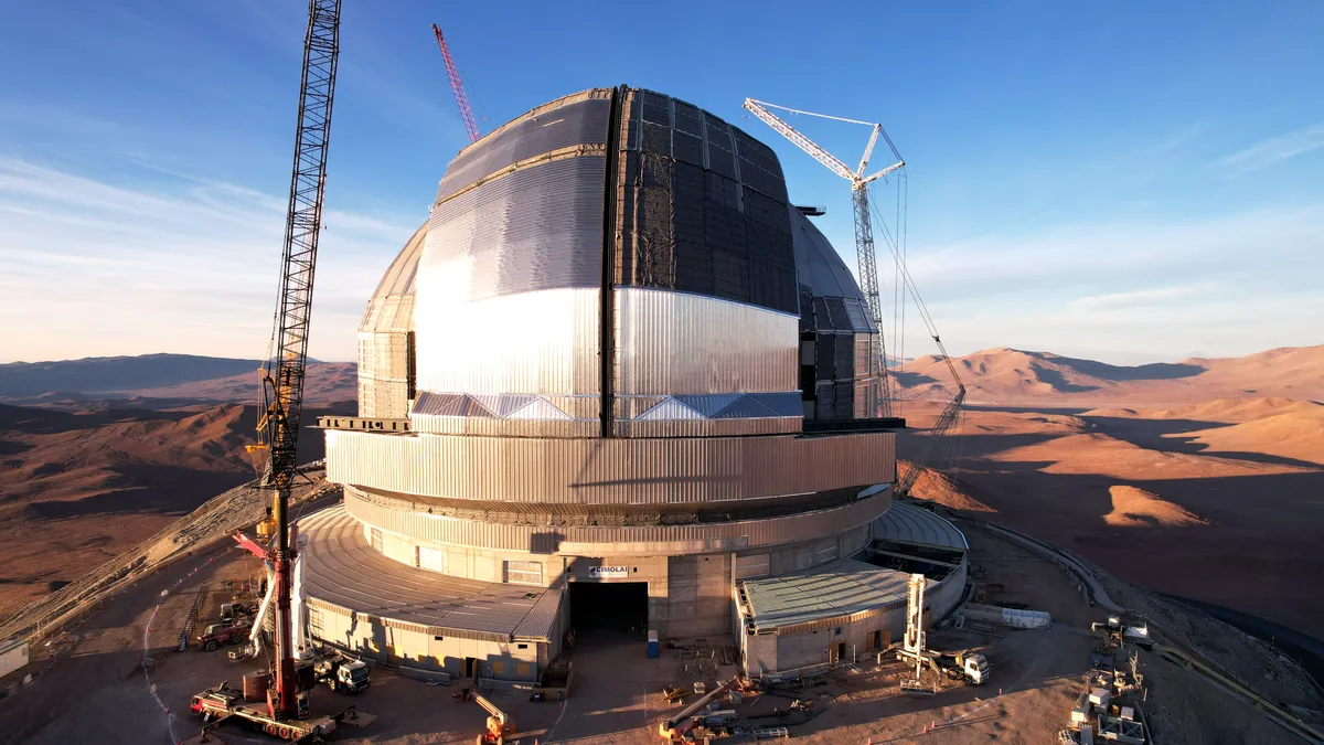 L'Extremely Large Telescope in costruzione in Cile, fotografato a febbraio 2026. Credits: ESO/G. Vecchia