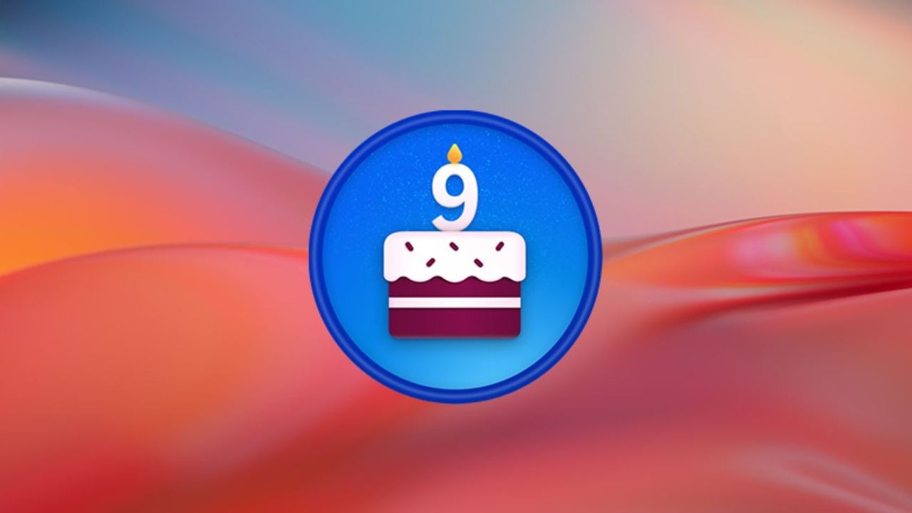 Image of the 9th anniversary Badge