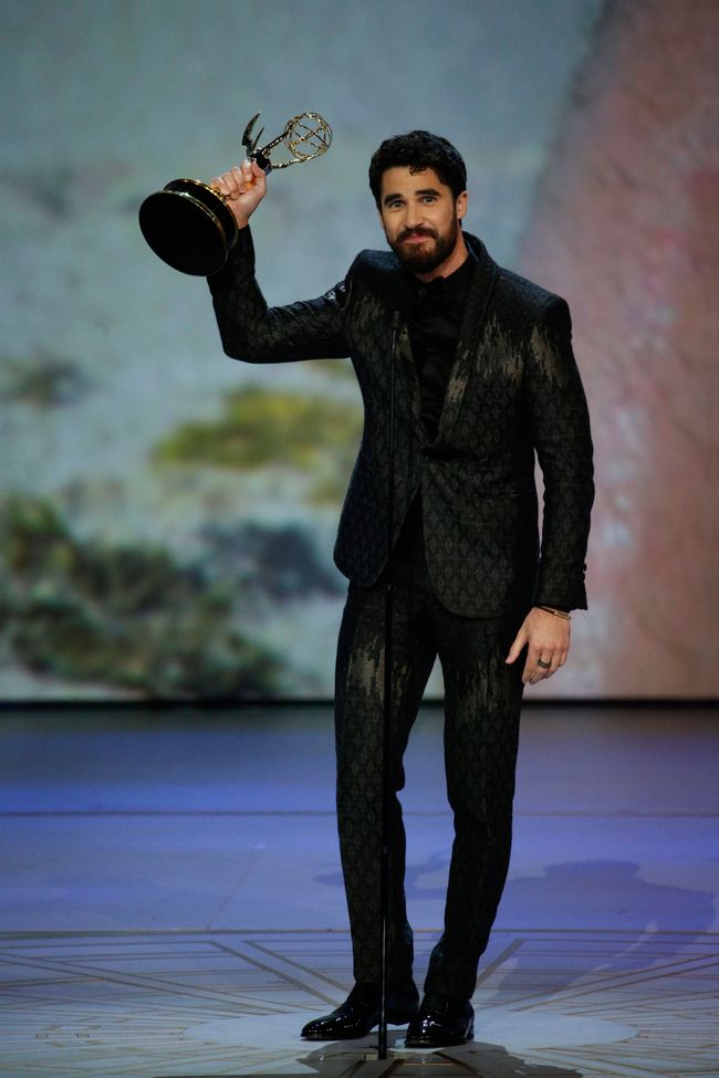 Schmooze-L-Darren-Criss
