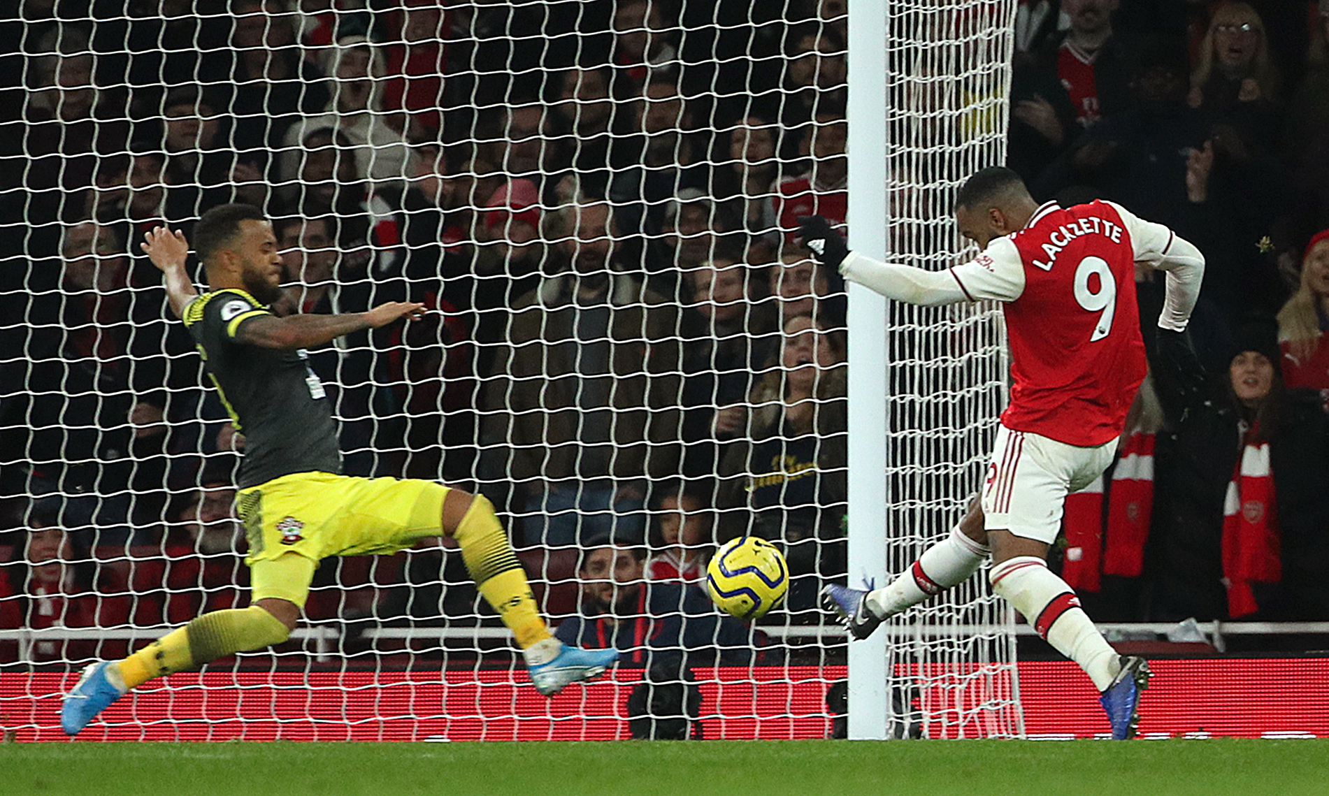 Alexandre Lacazette equalises late on for the Gunners