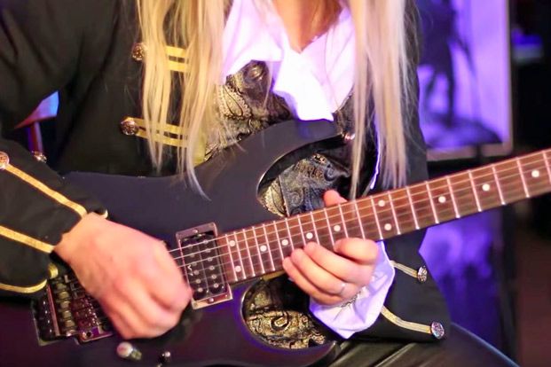 How to Play 'Aristocratic Arpeggios'