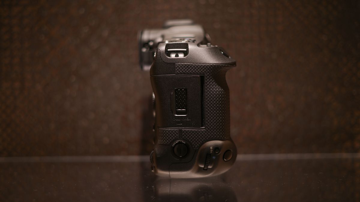 Canon EOS R1 against a dark background
