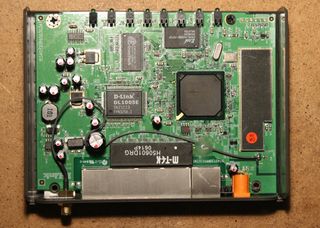 D-Link DI-524 Mainboard, Image by Niels Heidenreich