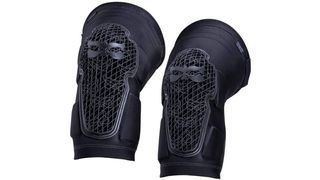 Knee pads