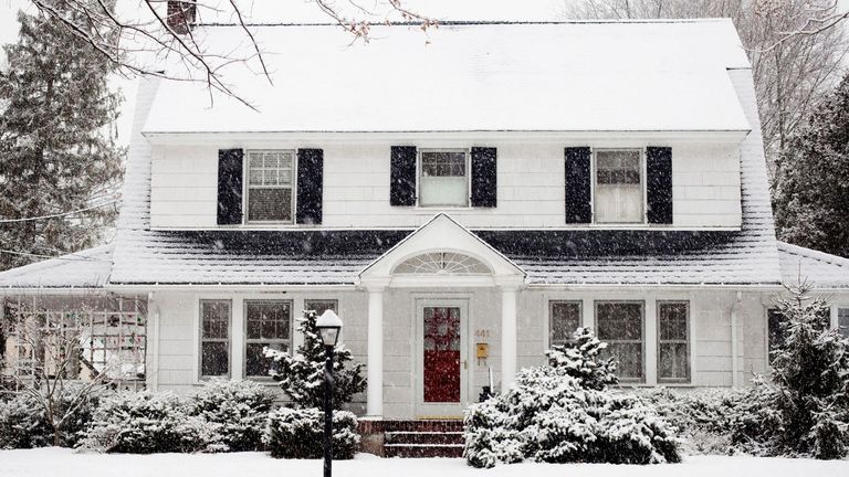 Why does my house feel damp? 7 reasons and fixes | Homes and Gardens