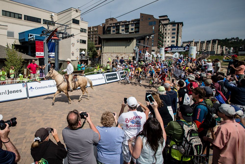 Dusty the horse leads the stage 2 start from Steamboat during the 2015 USA Pro Challenge.
