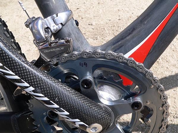 Killeen generally runs just two chainrings, and 110mm compact BCD spider allows for a wide range of gearing to suit almost any course.