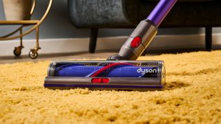 Dyson Digital Motorbar floorhead on Gen5detect vacuum