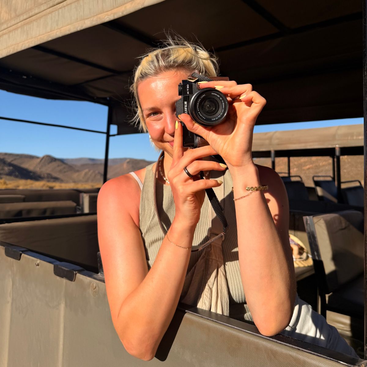Freelancer Ash trying frictionmaxxing: On safari, using a film camera, and using cookbooks