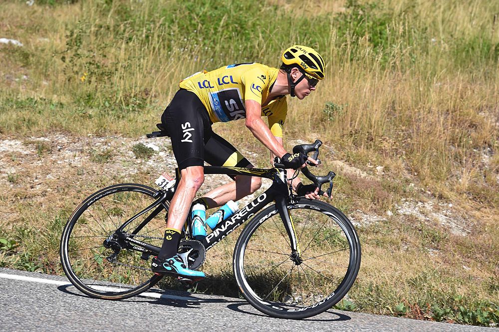 Chris Froome (Team Sky) descending