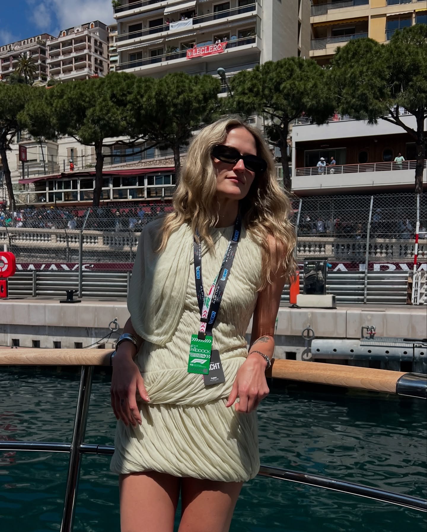 Influencer wears Formula 1 Grand Prix Outfit