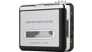 Silver and black cassette to mp3 converter from Reshow.