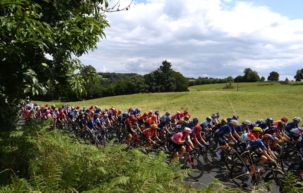 MONTIGNACLASCAUX FRANCE JULY 25 A general view of the peloton competing during the 2nd Tour de France Femmes 2023 Stage 3 a 1472km stage from CollongeslaRouge to MontignacLascaux UCIWWT on July 25 2023 in MontignacLascaux France Photo by Alex BroadwayGetty Images