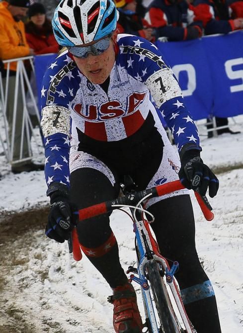 World Cup Champion Katie Compton (USA) in hot pursuit of Marianne Vos (Netherlands).
