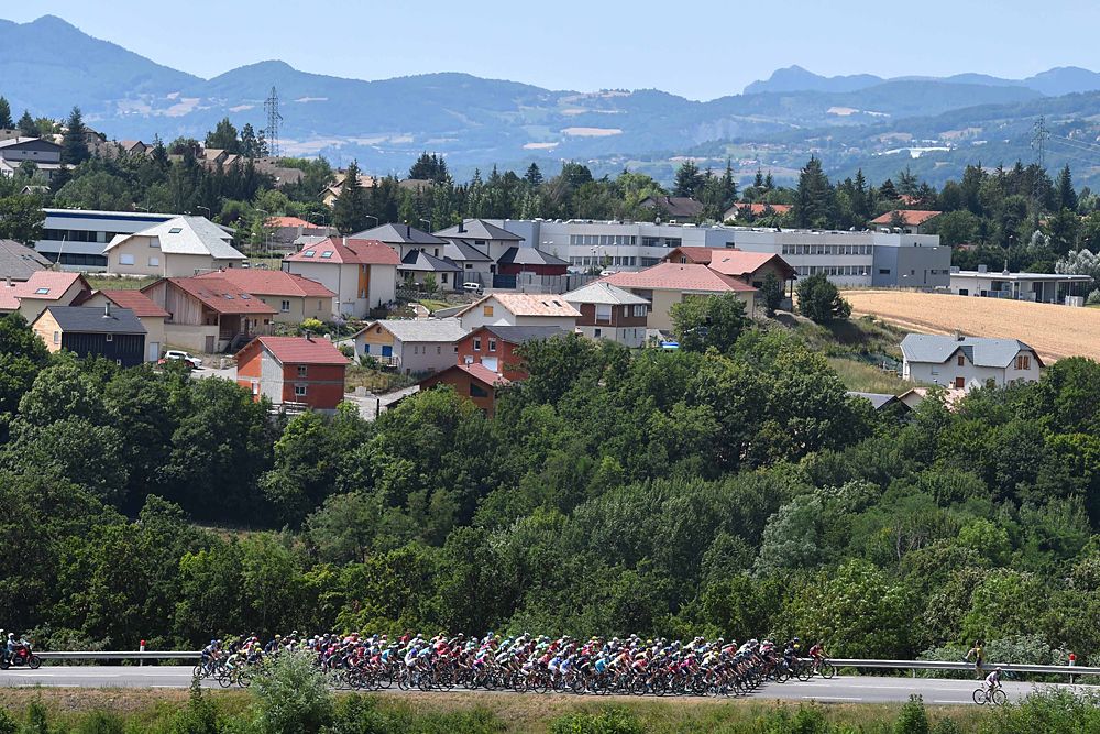 The peloton race stage 18 from Gap to Saint-Jean-de-Maurienne