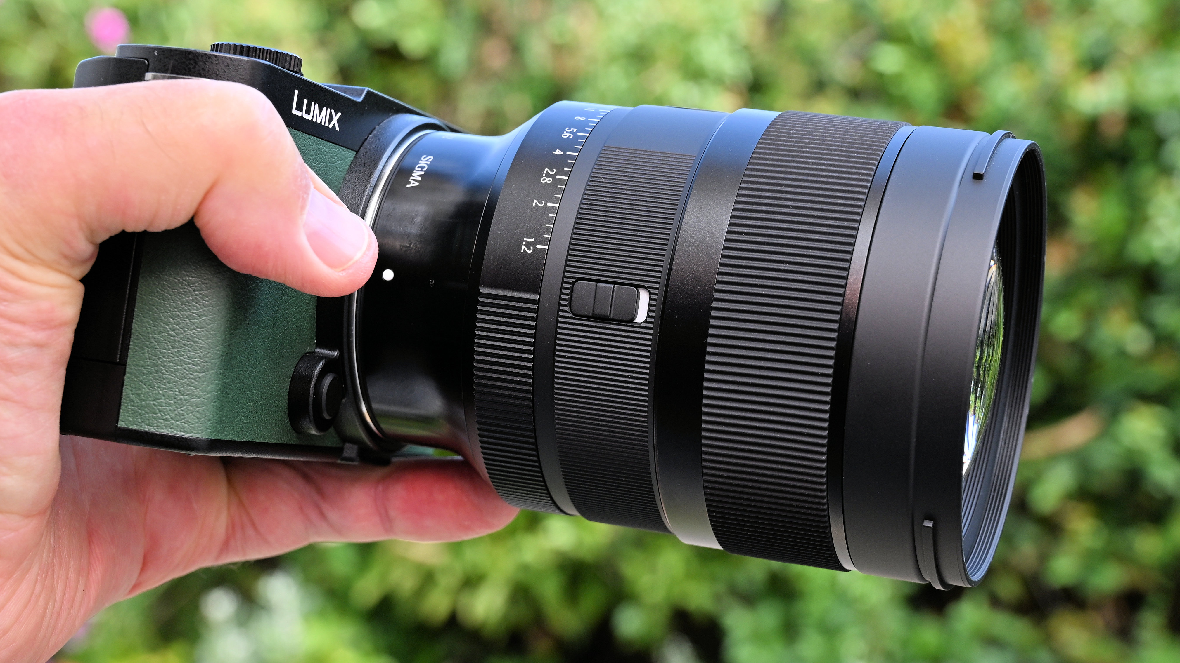 Sigma 85mm f/1.2 DG Art product image