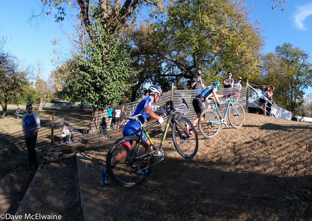 Katerina Nash (Cliff Bar Pro Team) chases Katie Compton during lap two