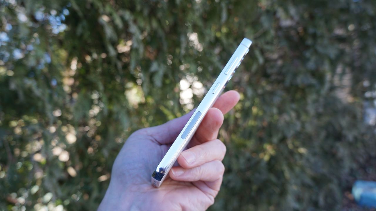 Samsung Galaxy S23 edge no buttons