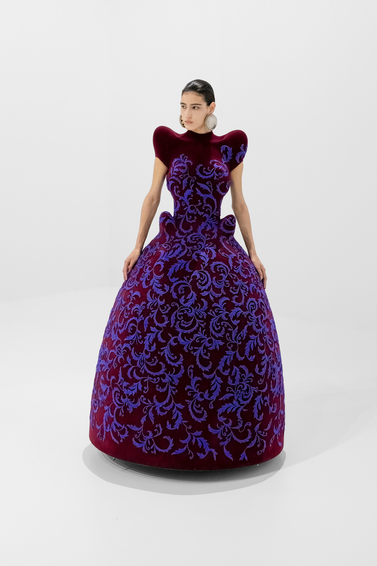 An image of the Jean Paul Gaultier FW26 Haute Couture runway.