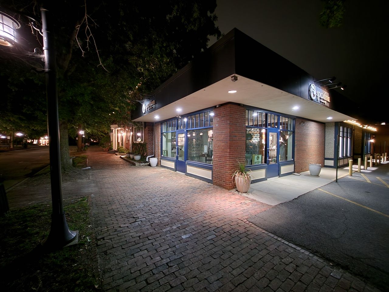 Samsung Galaxy Z Flip 4 camera test, ultra-wide-angle camera, low light, night mode