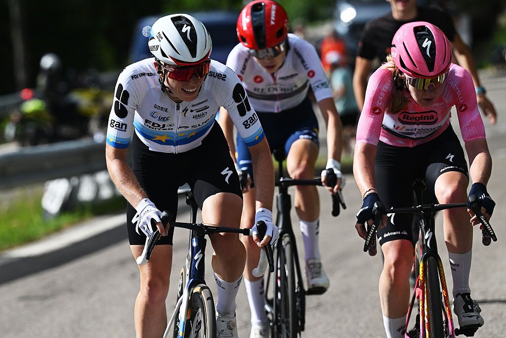 Demi Vollering gets her stage win but she has a problem – Analysing the Giro d