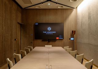 The Londoner Meeting Room