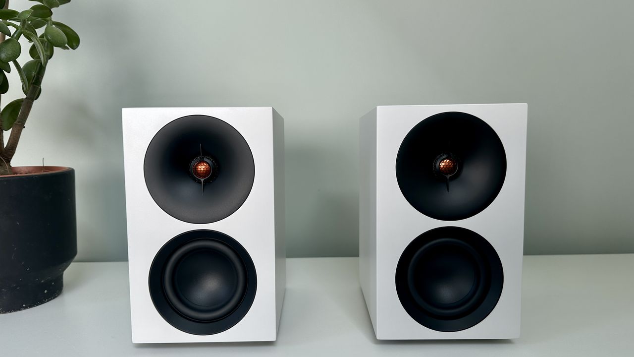I spent two weeks with Cambridge's all-new active bookshelf speakers and they're an immediate pound-for-pound market-leader contender