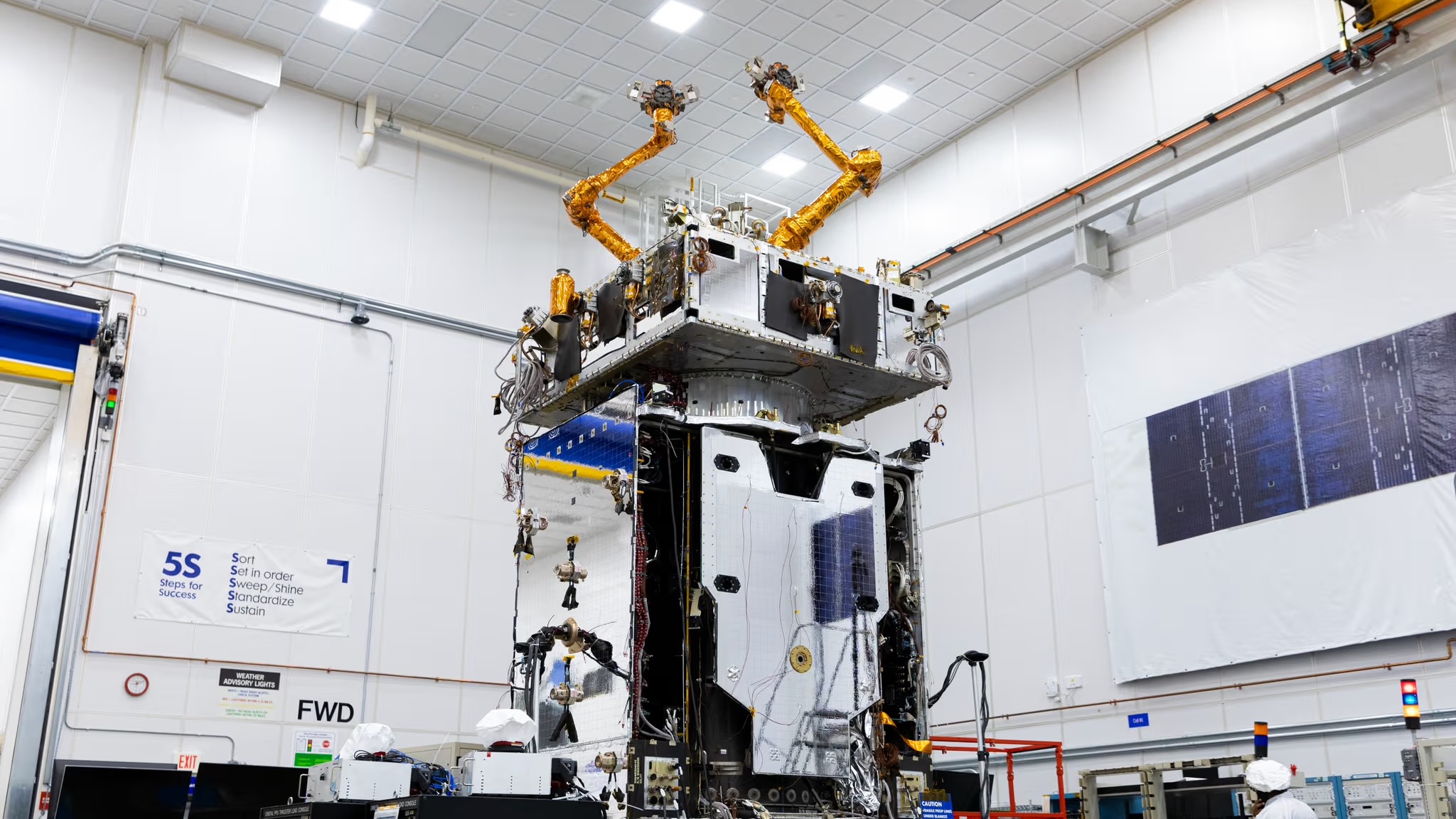 Northrop Grumman&nbsp;integrated the robotics payload, developed by the Naval Research Laboratory (NRL), onto its Mission Robotics Vehicle at the company&rsquo;s Dulles, Virginia facility. 